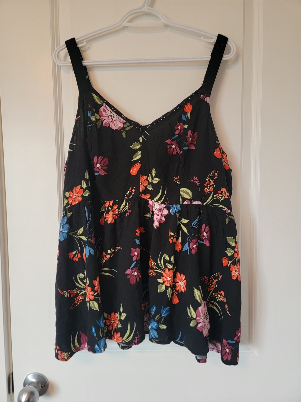 torrid Black Floral V-Neck Spaghetti Strap Camisole